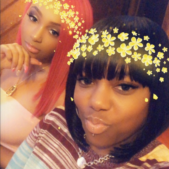 Meet your Posher, Shana - Picture 1 of 1